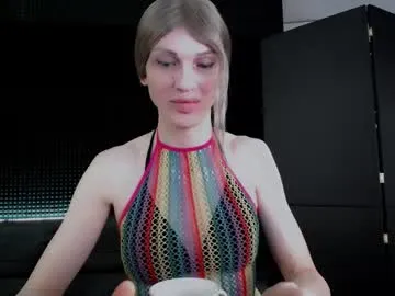 EmiliaWalker – webcam model profile photo Image 7