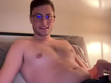 sofiakhanxo – webcam model profile photo Image 2