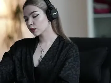 monicaflower – webcam model profile photo Image 8