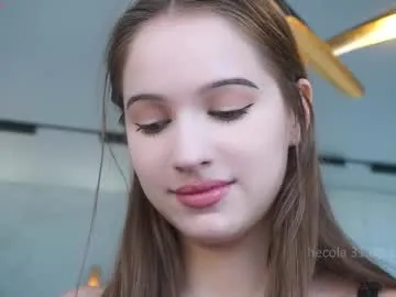 wellicaren – webcam model profile photo Image 12