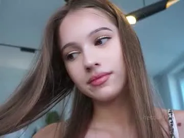 wellicaren – webcam model profile photo Image 6