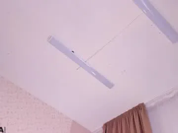 puneripiya – webcam model profile photo Image 6