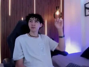 kisspriya – webcam model profile photo Image 3