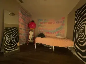 bookishdivya – webcam model profile photo Image 7