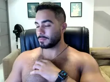 NinnaWood – webcam model profile photo Image 2