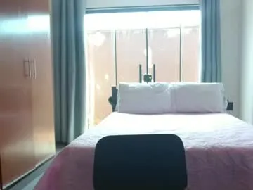 iamsomeone1234 – webcam model profile photo Image 16