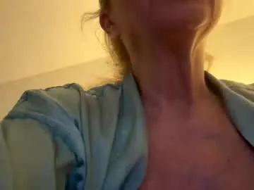 hotblondemilf1962 Image 13