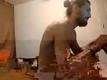 Claire – webcam model profile photo Image 15