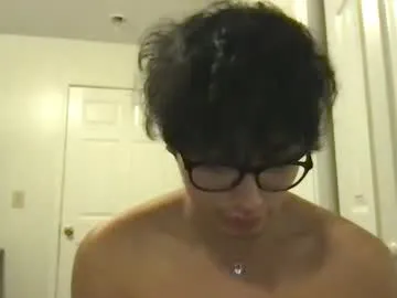 emilywarren296 – webcam model profile photo Image 14