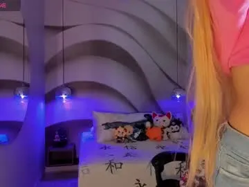 little_style cam session Image 14