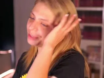 monicaflower – webcam model profile photo Image 12