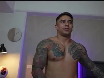 puki_hot – webcam model profile photo Image 11