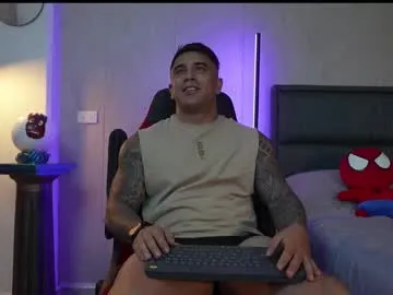 puki_hot – webcam model profile photo Image 8