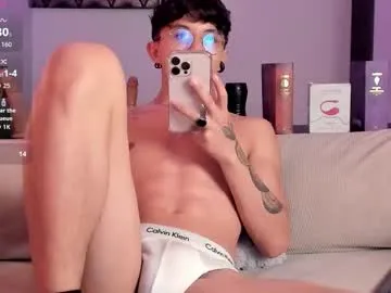 daani_hott – webcam model profile photo Image 13