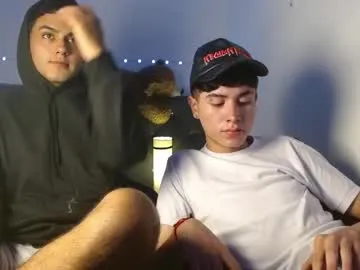 andres01_ – webcam model profile photo Image 12