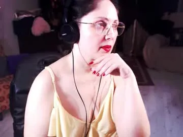 EmiliaWalker – webcam model profile photo Image 16