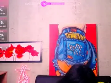 keranimaralaa33409304290 – webcam model profile photo Image 3