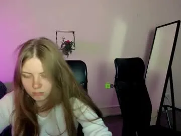 CarlaSharp – webcam model profile photo Image 19