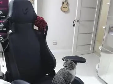 naomixjones1 – webcam model profile photo Image 19