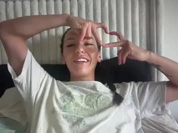 iamsomeone1234 – webcam model profile photo Image 16