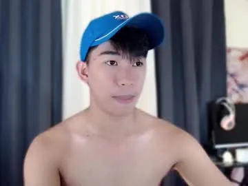 minahoneyy38 cam session Image 7