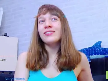 NatashaRaven – webcam model profile photo Image 10