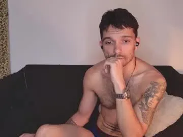 IsabelaGuerra – webcam model profile photo Image 2