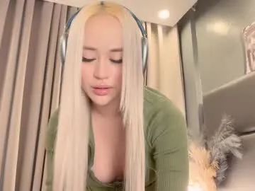 ashukhushi2022 – webcam model profile photo Image 8