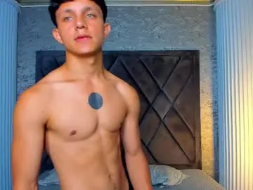 mochasins_ – webcam model profile photo Image 3