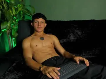 mochasins_ – webcam model profile photo Image 4