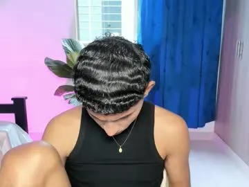 LucyRosenfelds – webcam model profile photo Image 12