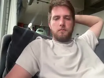 EmiliaWalker – webcam model profile photo Image 5