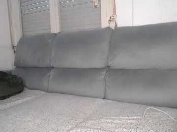 Dolce – webcam model profile photo Image 9