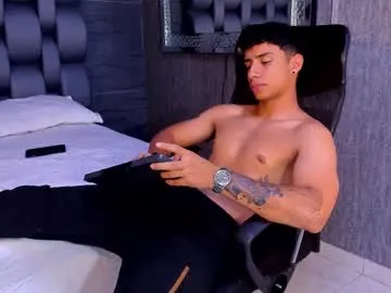 the_right_girl – webcam model profile photo Image 5