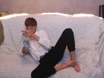 goofyshygirl1 – webcam model profile photo Image 11