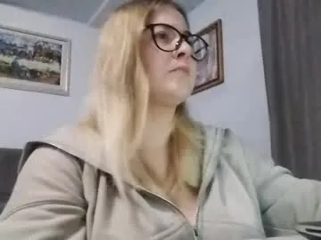 monicaflower – webcam model profile photo Image 2