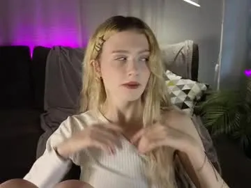 bookishdivya – webcam model profile photo Image 7