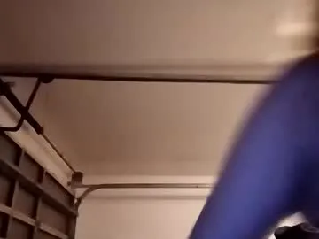 nahirr – webcam model profile photo Image 13