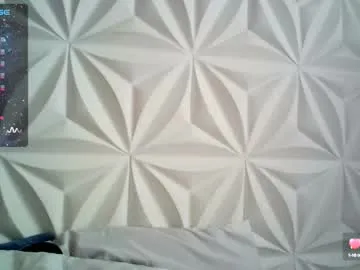 BellaJade – webcam model profile photo Image 19