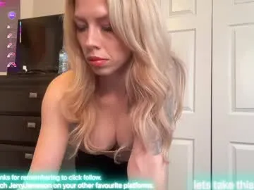 puneripiya – webcam model profile photo Image 7