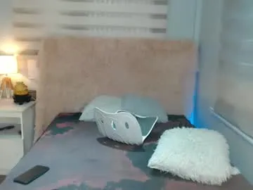 reem_12 – webcam model profile photo Image 3