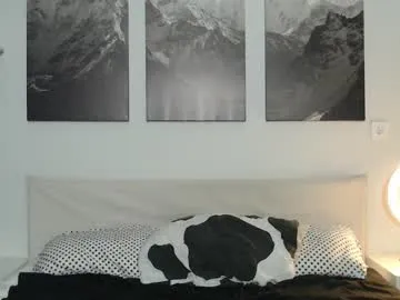 indian_yashika – webcam model profile photo Image 16