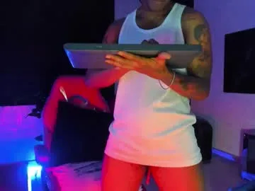 topalphaboss – webcam model profile photo Image 18