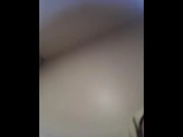 sofiakhanxo – webcam model profile photo Image 4