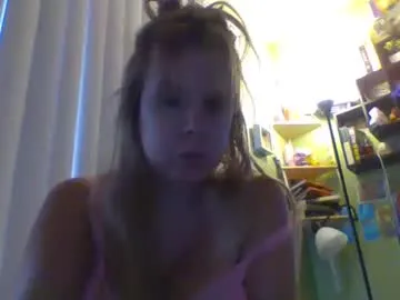 emilywarren296 – webcam model profile photo Image 6