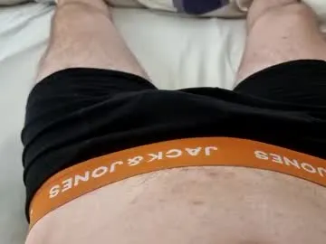 wild41 – webcam model profile photo Image 6