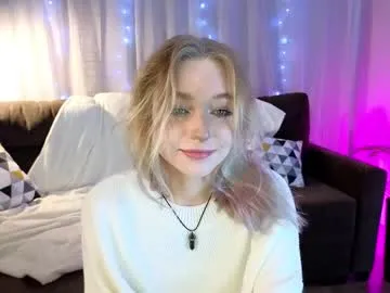 just_mia_ Profile Image