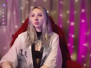 justmeowgirl – webcam model profile photo