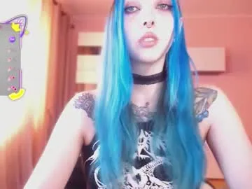 emilywarren296 – webcam model profile photo Image 5