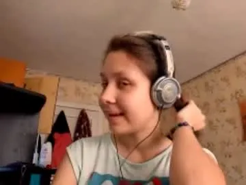 milly_shy cam session Image 4